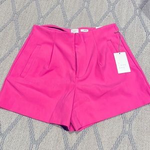A New Day size 4, 4” stretch trouser shorts, pink